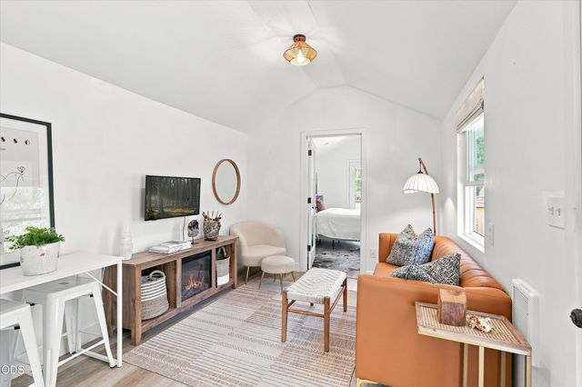 541 Fairview Street, Ashland, OR 97520
