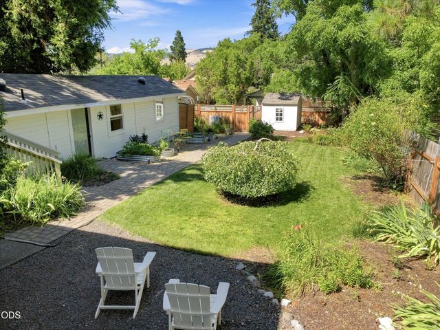 541 Fairview Street, Ashland, OR 97520