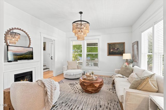 541 Fairview Street, Ashland, OR 97520