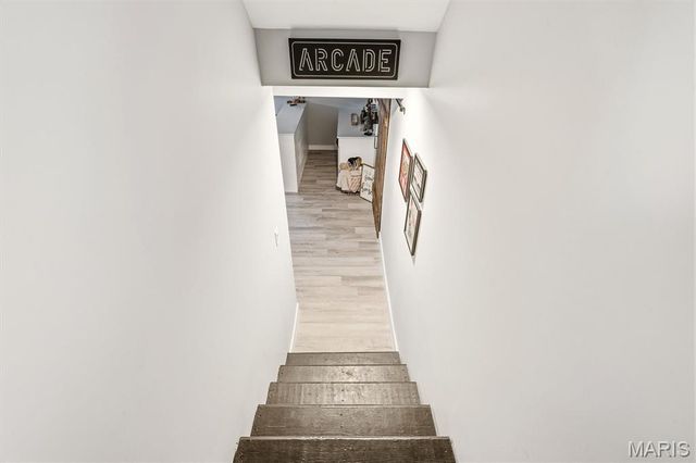 6 Hollow Oak Court, Imperial, MO 63052