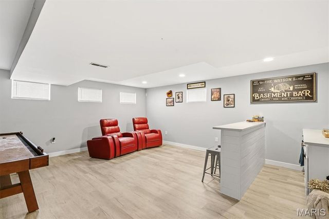 6 Hollow Oak Court, Imperial, MO 63052