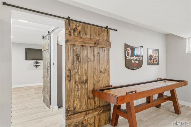 6 Hollow Oak Court, Imperial, MO 63052