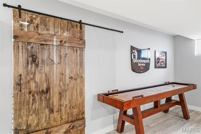 6 Hollow Oak Court, Imperial, MO 63052