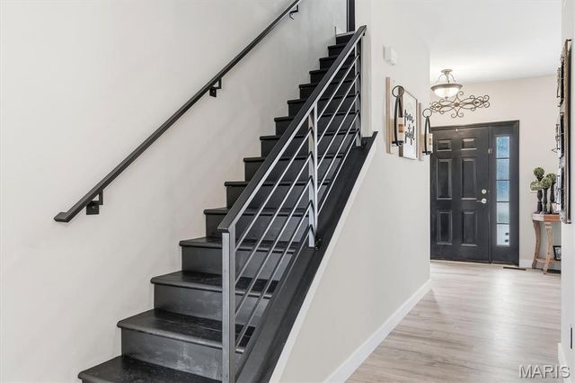 6 Hollow Oak Court, Imperial, MO 63052