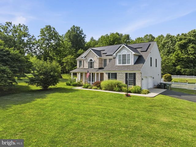 3606 HOLLANDS BRANCH CT, Street, MD 21154