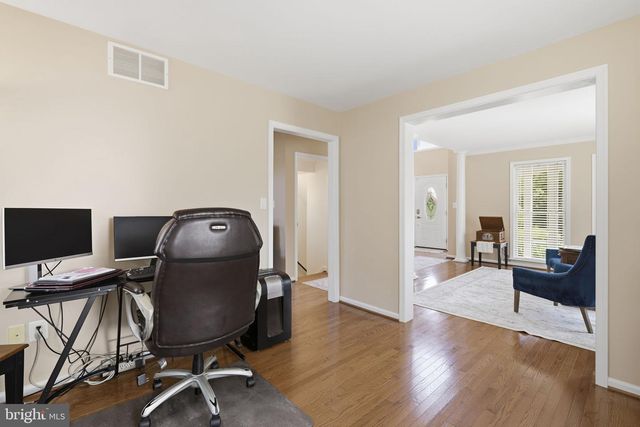 3606 HOLLANDS BRANCH CT, Street, MD 21154