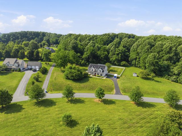 3606 HOLLANDS BRANCH CT, Street, MD 21154