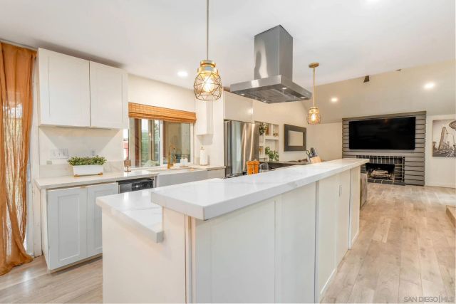 2369 Biola, San Diego, CA 92154