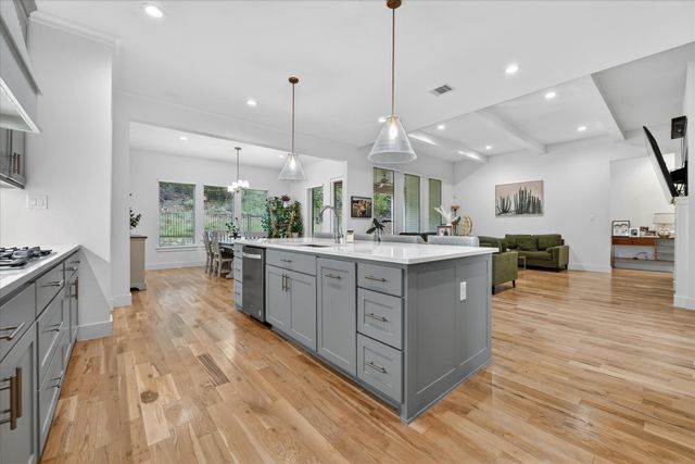 1124 Mountain View Drive, Weatherford, TX 76087