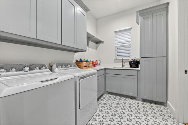 1124 Mountain View Drive, Weatherford, TX 76087