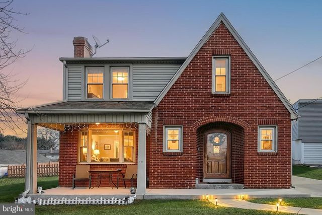 3069 N GEORGE ST, York, PA 17406