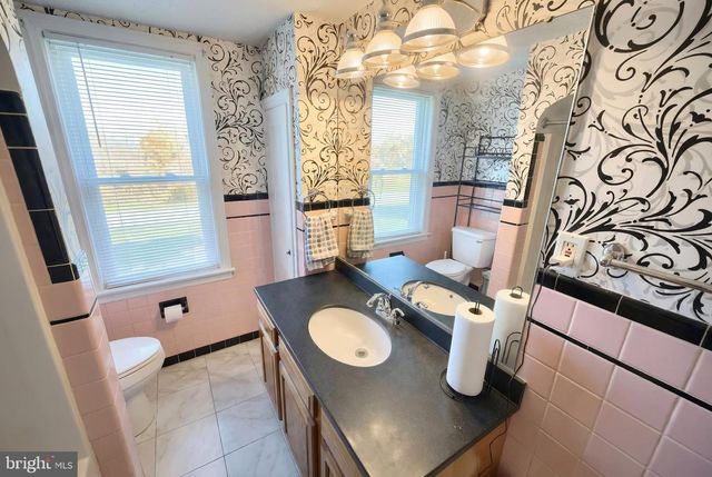 3069 N GEORGE ST, York, PA 17406