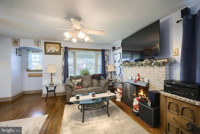 3069 N GEORGE ST, York, PA 17406