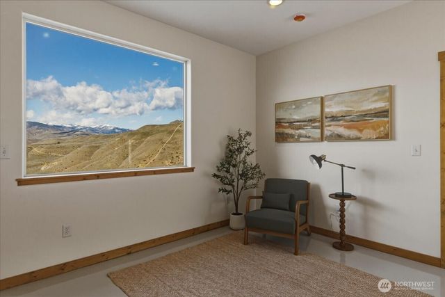 2 Island View Lane, Methow, WA 98834