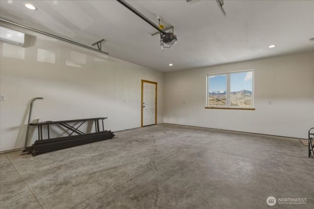 2 Island View Lane, Methow, WA 98834