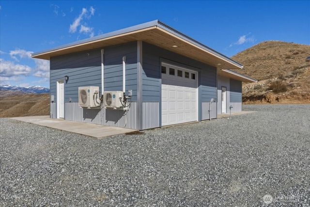 2 Island View Lane, Methow, WA 98834