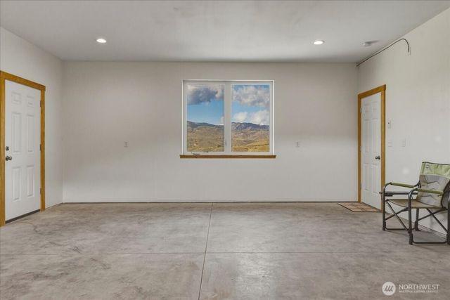 2 Island View Lane, Methow, WA 98834