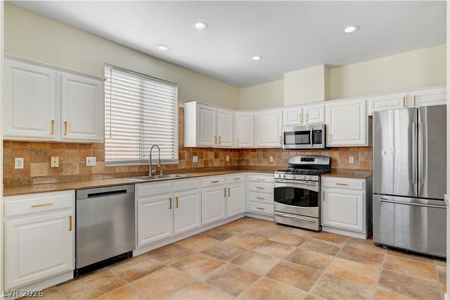 9016 Pine Mission Avenue, Las Vegas, NV 89143