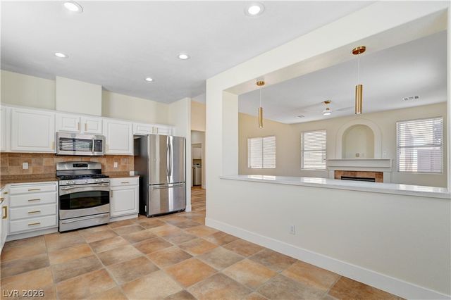 9016 Pine Mission Avenue, Las Vegas, NV 89143