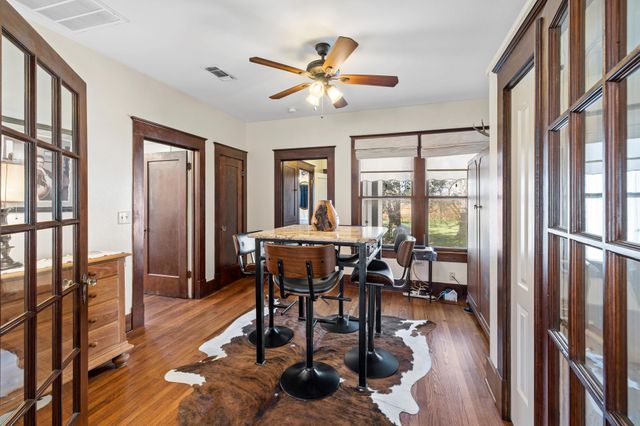 306 S Market ST, Flatonia, TX 78941
