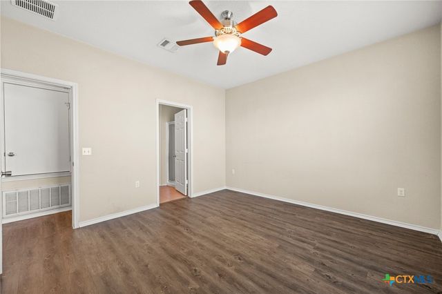 5704 Levenwood Lane, Austin, TX 78724