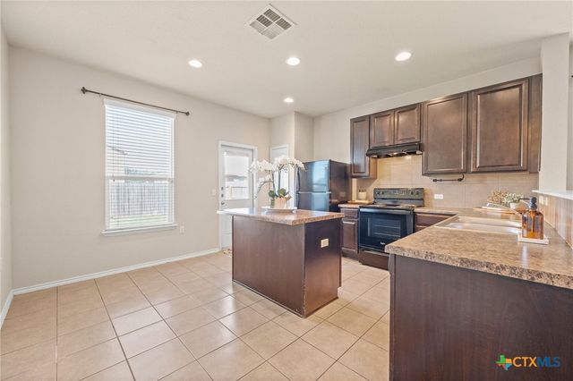 5704 Levenwood Lane, Austin, TX 78724
