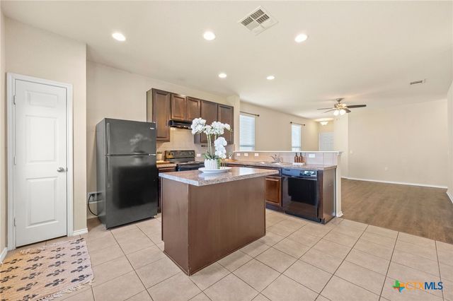 5704 Levenwood Lane, Austin, TX 78724