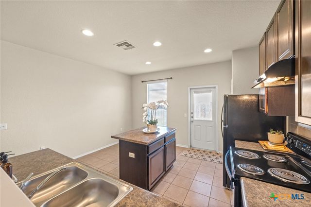 5704 Levenwood Lane, Austin, TX 78724