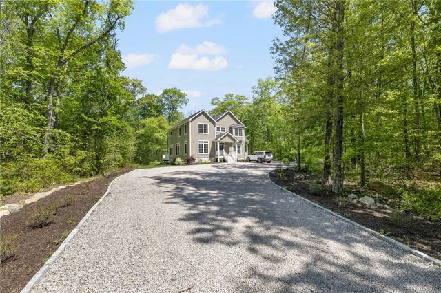 161 Stony Lane, North Kingstown, RI 02852
