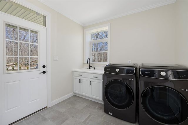 161 Stony Lane, North Kingstown, RI 02852