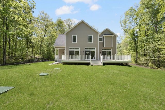 161 Stony Lane, North Kingstown, RI 02852