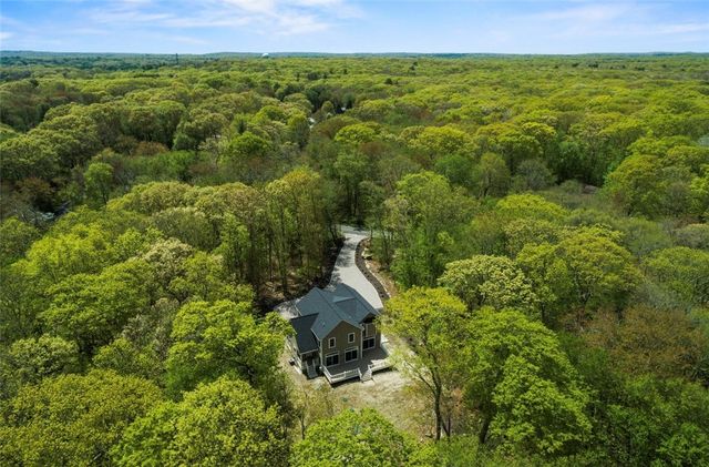 161 Stony Lane, North Kingstown, RI 02852