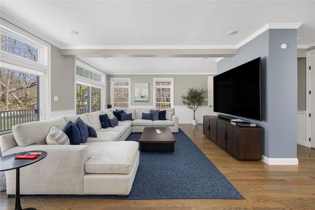161 Stony Lane, North Kingstown, RI 02852