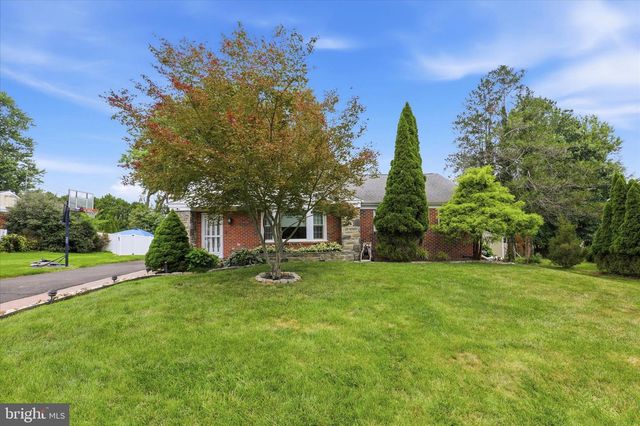 3155 MANOR RD, Huntingdon Valley, PA 19006