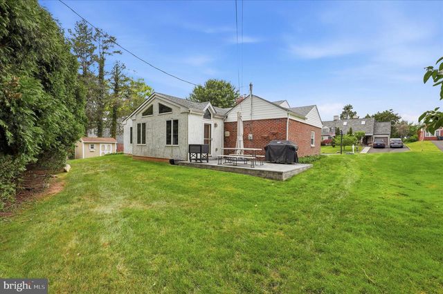 3155 MANOR RD, Huntingdon Valley, PA 19006
