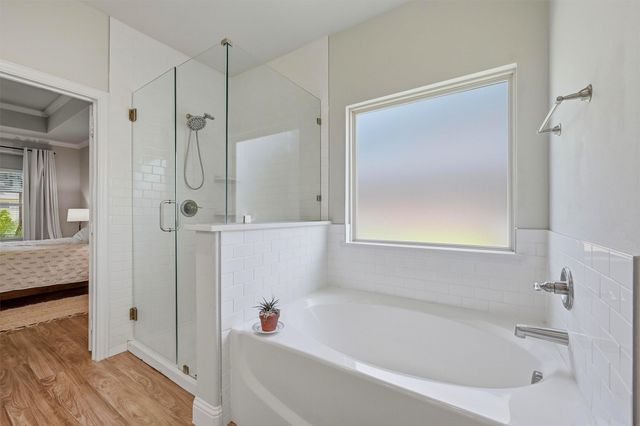 114 Sequoya Drive, Lake Kiowa, TX 76240