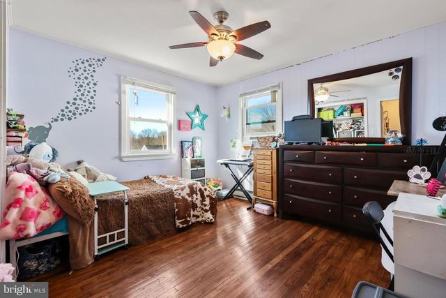 912 ARCH ST, Perkasie, PA 18944