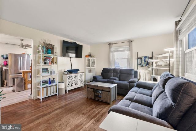 912 ARCH ST, Perkasie, PA 18944