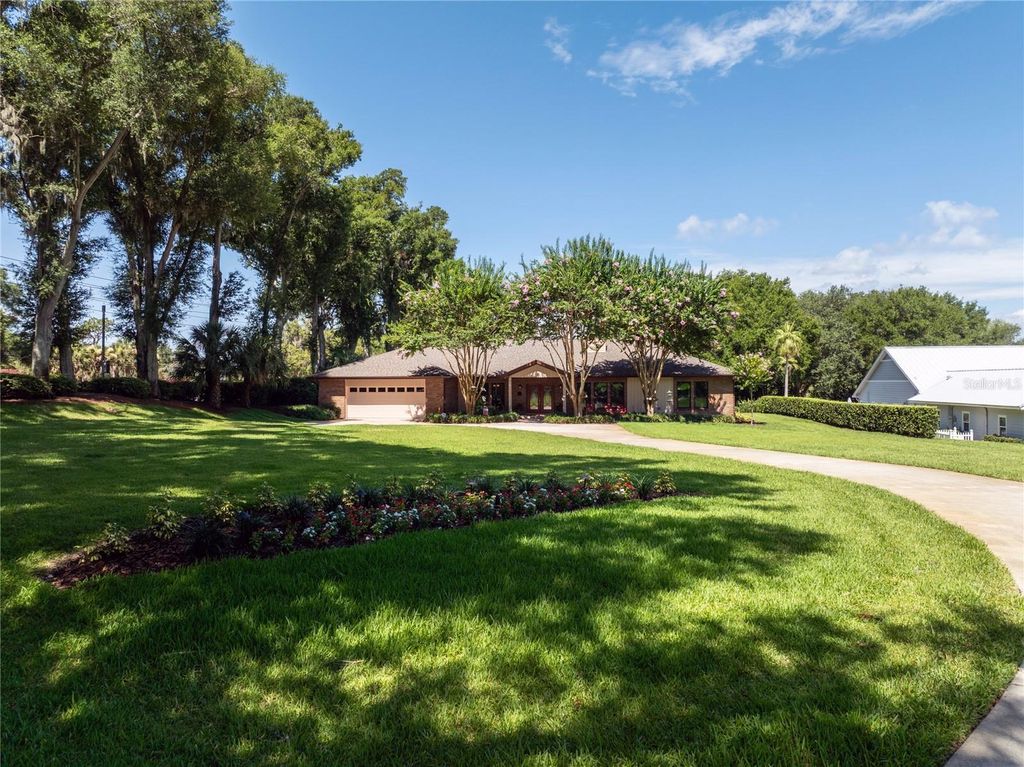 516 JENNIFER LANE, Windermere, FL 34786