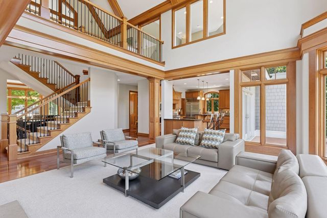 9726 Whistling Valley Road, Lake Elmo, MN 55042