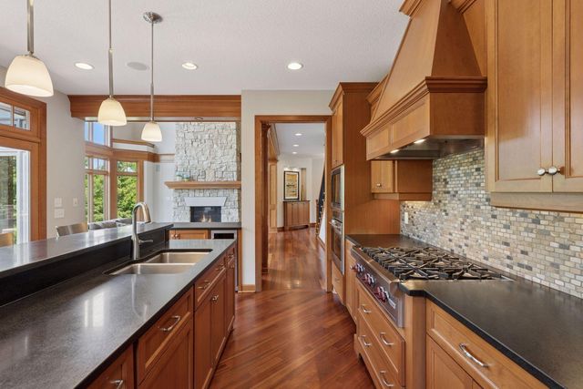 9726 Whistling Valley Road, Lake Elmo, MN 55042