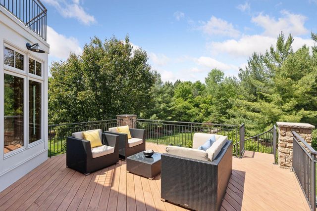 9726 Whistling Valley Road, Lake Elmo, MN 55042