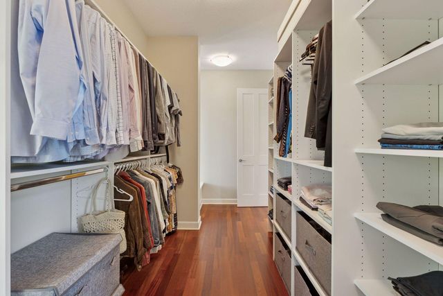 9726 Whistling Valley Road, Lake Elmo, MN 55042