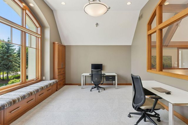 9726 Whistling Valley Road, Lake Elmo, MN 55042