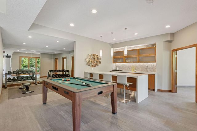 9726 Whistling Valley Road, Lake Elmo, MN 55042