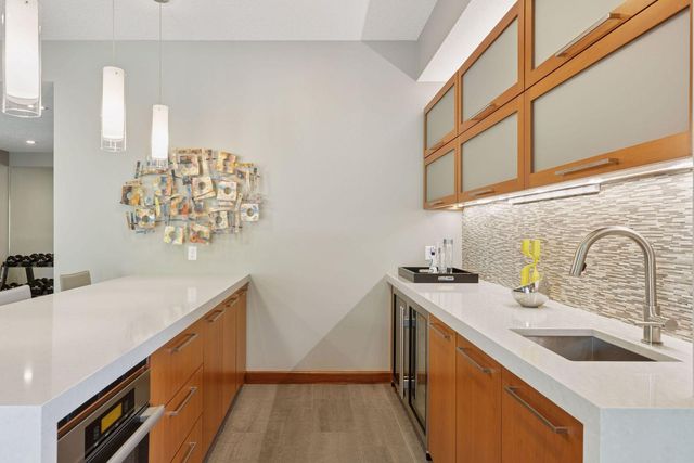 9726 Whistling Valley Road, Lake Elmo, MN 55042