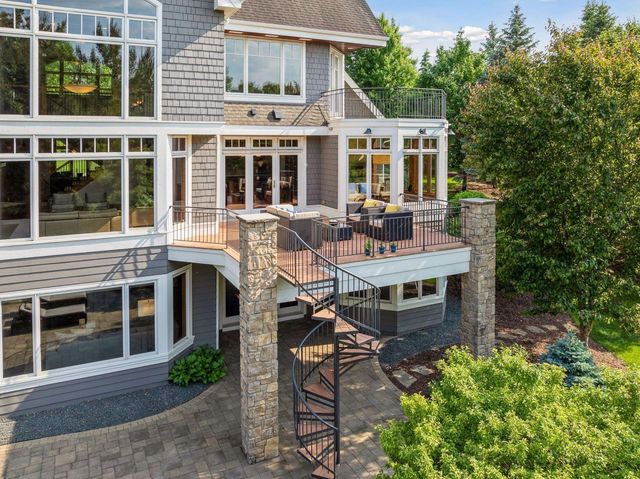 9726 Whistling Valley Road, Lake Elmo, MN 55042