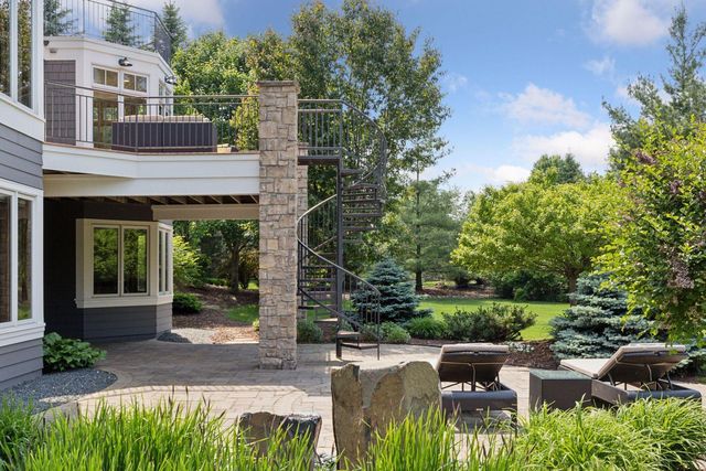 9726 Whistling Valley Road, Lake Elmo, MN 55042