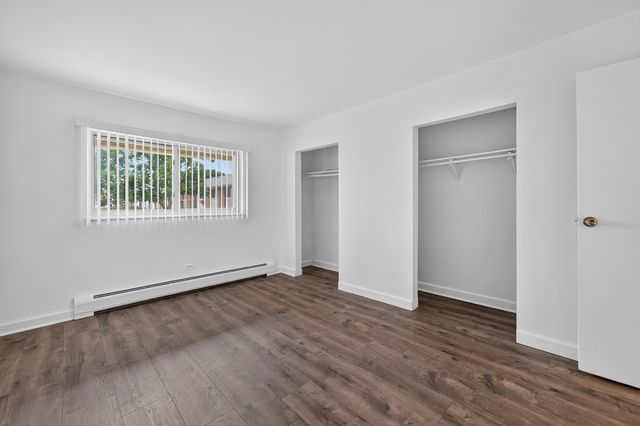 703 Fullerton Avenue 207, Glendale Heights, IL 60139