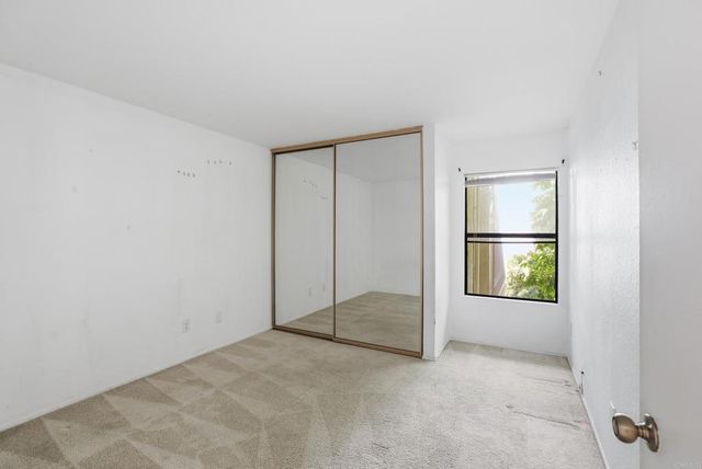 12250 Corte Sabio 2210, San Diego, CA 92128